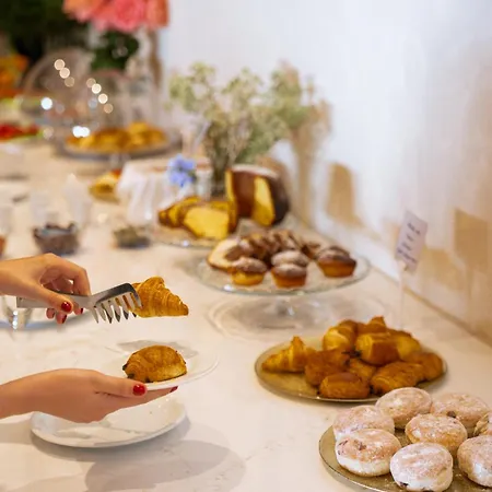 Blue Jasmine Apart Otel 4*