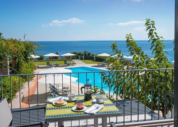 Blue Jasmine Apart Otel 4*