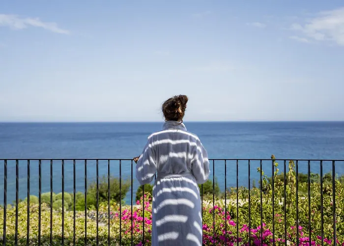 Blue Jasmine