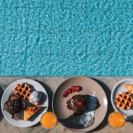 Blue Jasmine Apart-hotel 4*