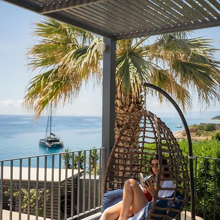 Ξενοδοχείο με διαμερίσματα Blue Jasmine 4*